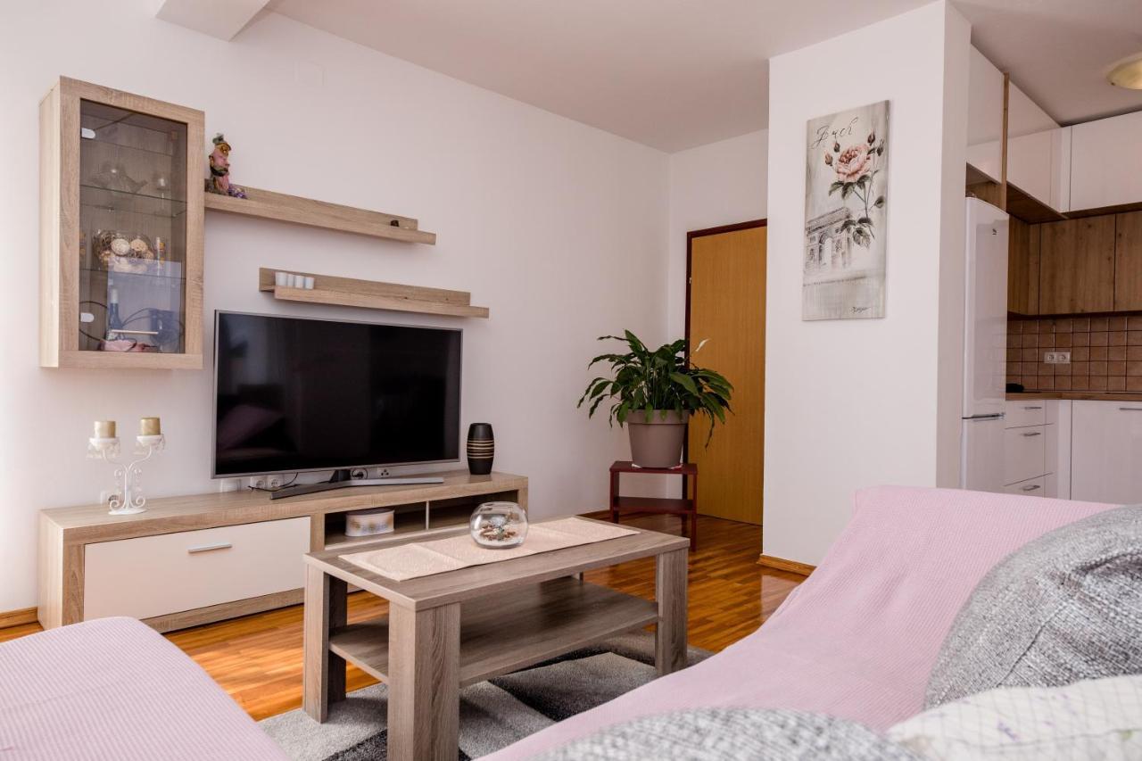 Zeljko Apartmani Lopar Εξωτερικό φωτογραφία