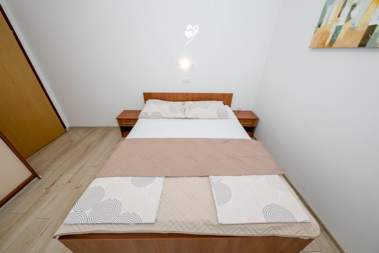 Zeljko Apartmani Lopar Εξωτερικό φωτογραφία