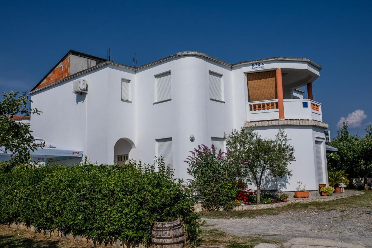 Zeljko Apartmani Lopar Εξωτερικό φωτογραφία